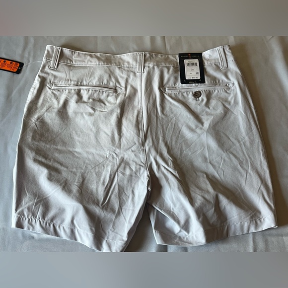 Margaritaville Men’s Shorts - Picture 3 of 9